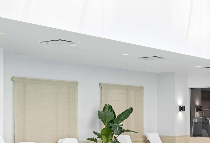 בית מלון כפרי Conrad Indianapolis