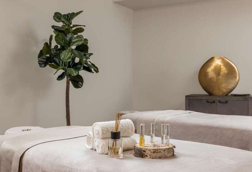 בית מלון כפרי Conrad Indianapolis