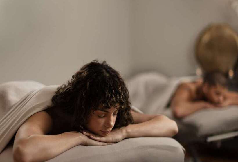 בית מלון כפרי Conrad Indianapolis