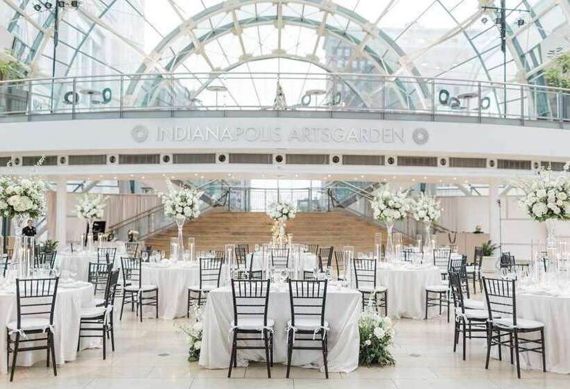 בית מלון כפרי Conrad Indianapolis