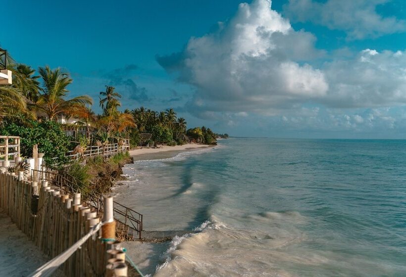 Coral Rocks Hotel & Restaurant