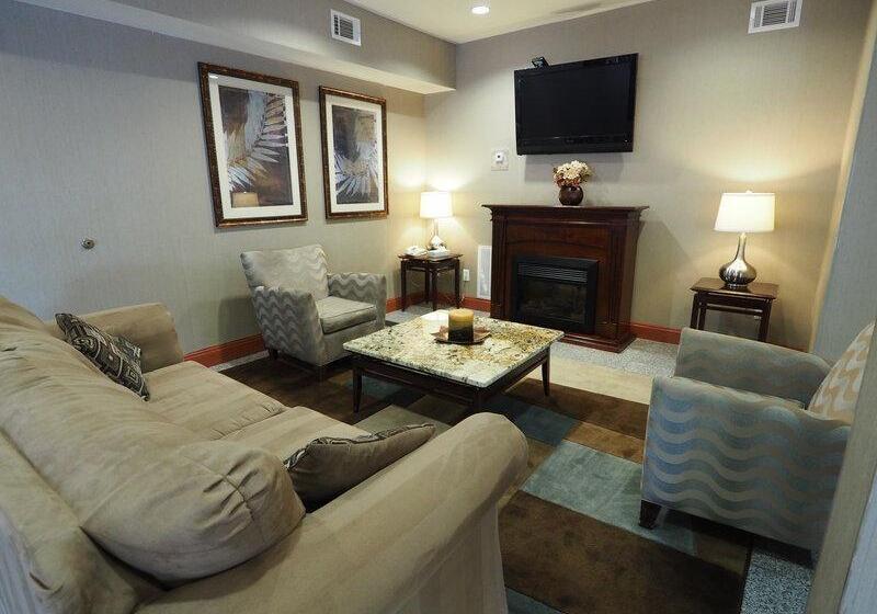 فندق Country Inn & Suites By Radisson, Canton, Ga