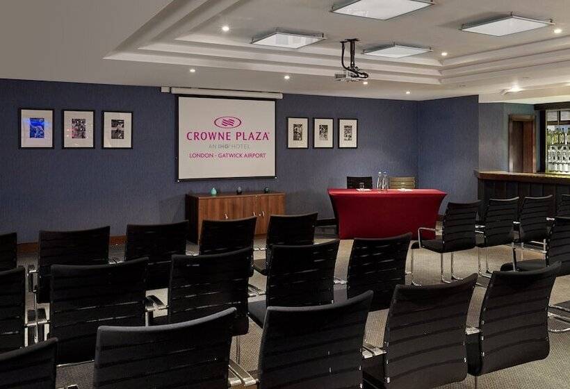 Отель Crowne Plaza London Gatwick Airport, An Ihg