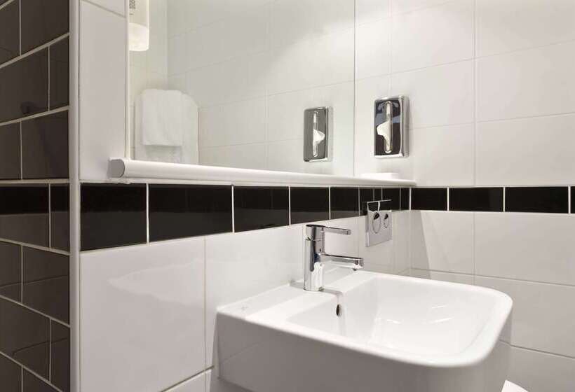 호텔 Days Inn Corley Nec   M6