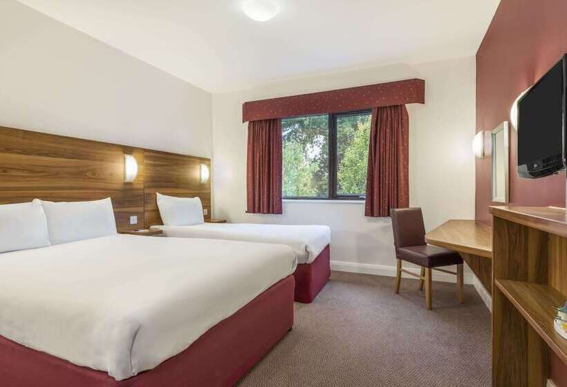 فندق Days Inn Corley Nec   M6