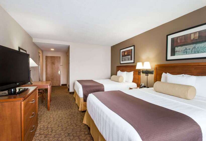 فندق Days Inn & Suites By Wyndham Fort Pierce I95