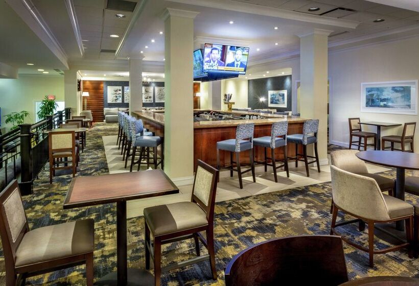 هتل Doubletree By Hilton Columbia, Sc