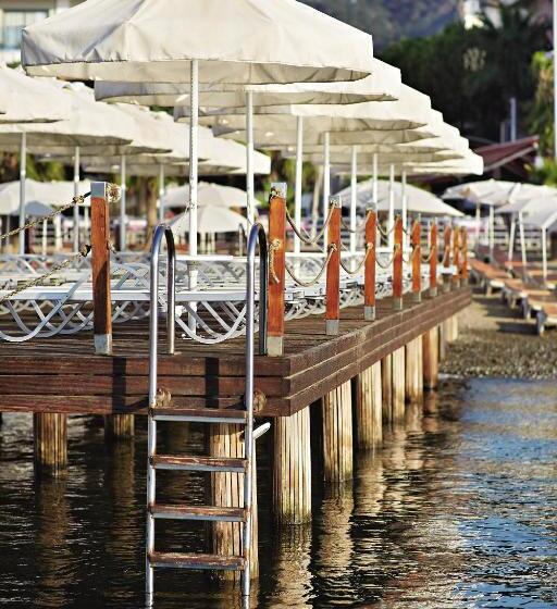 Emre Beach & Emre Hotel