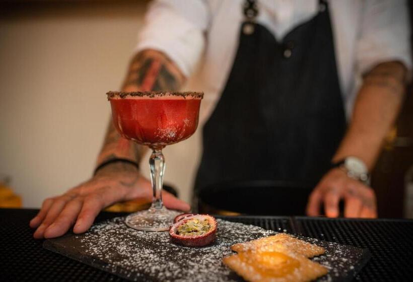 ホテル Erato By Samian Mare