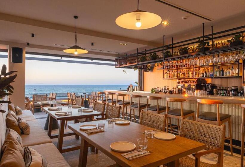 ホテル Erato By Samian Mare