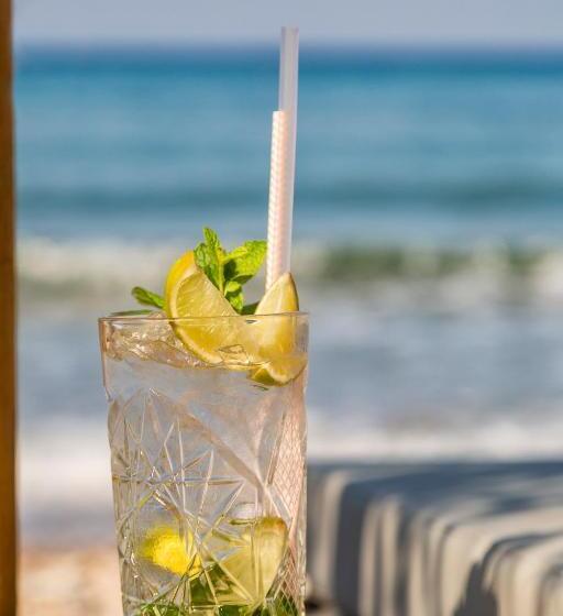 ホテル Erato By Samian Mare