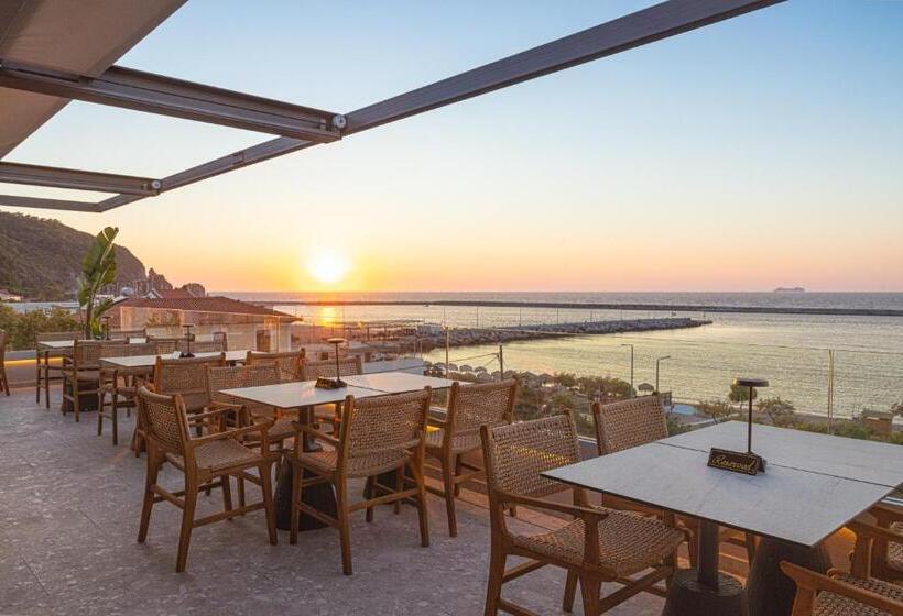 ホテル Erato By Samian Mare