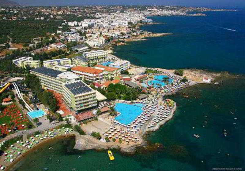 Отель Eri Beach & Village