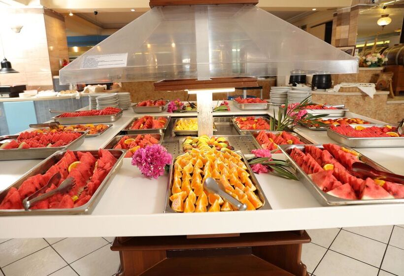 Отель Eri Beach & Village