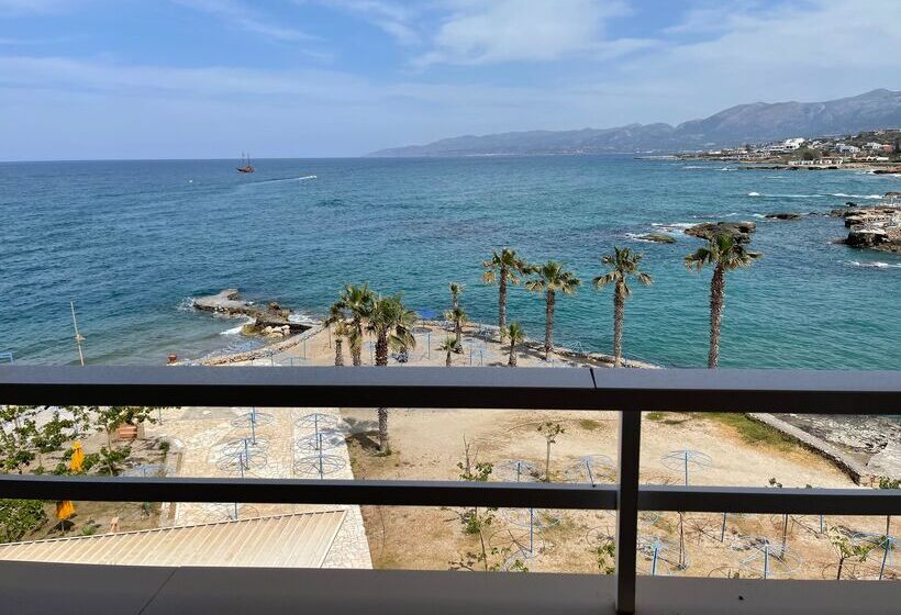 Отель Eri Beach & Village