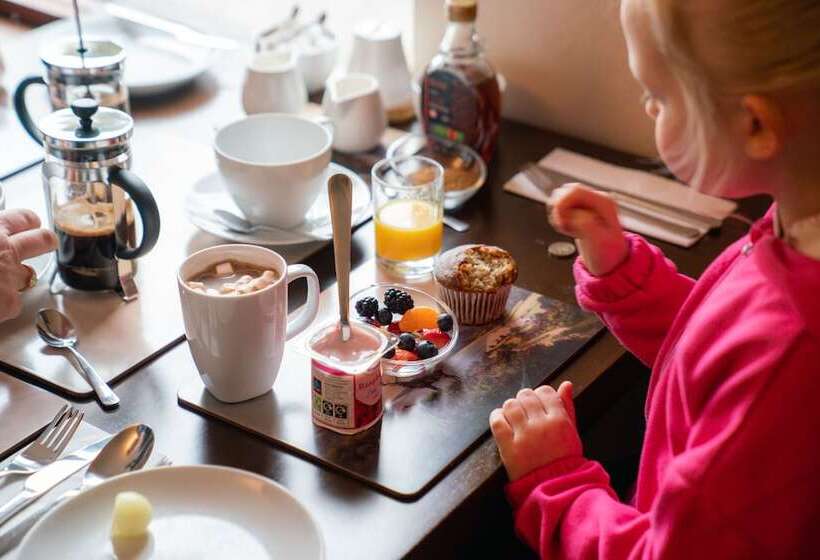 호텔 Eriskay B&b And Aviemore Glamping