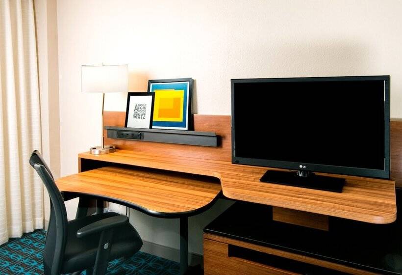 酒店 Fairfield Inn & Suites By Marriott Charlotte Uptown