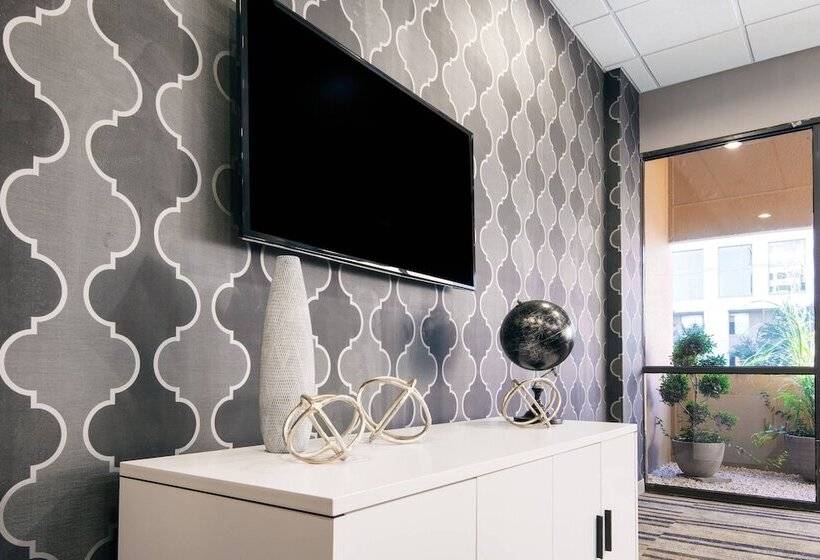 酒店 Fairfield Inn & Suites By Marriott Charlotte Uptown