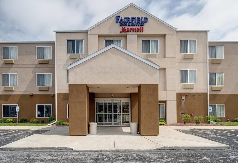 Отель Comfort Inn & Suites Green Bay Stadium Area
