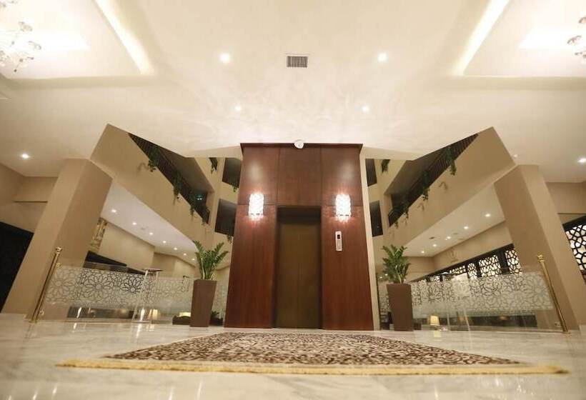 هتل The Signature