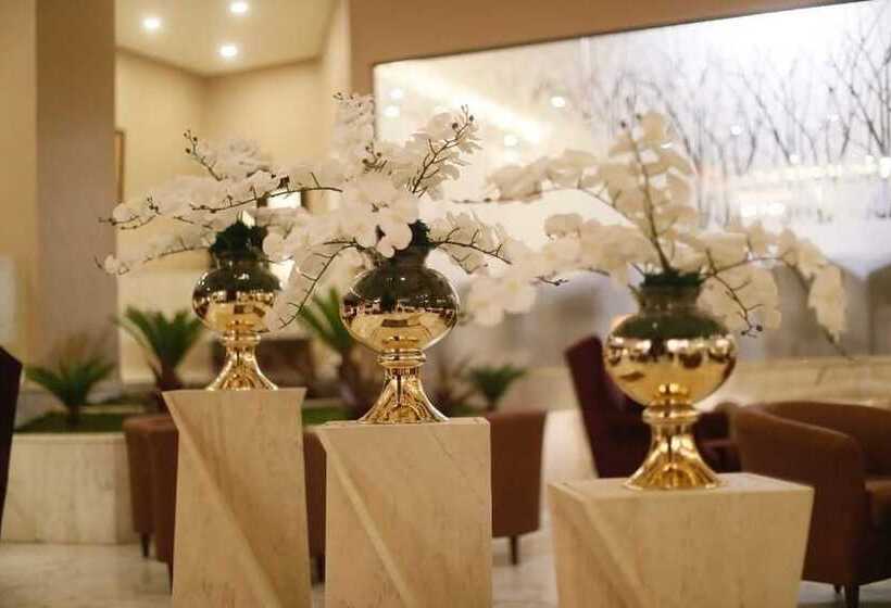 هتل The Signature