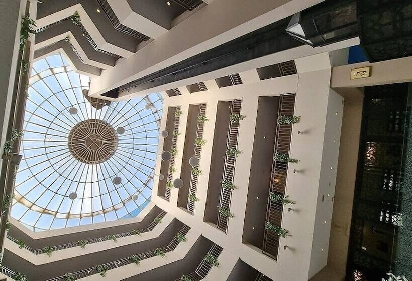 هتل The Signature