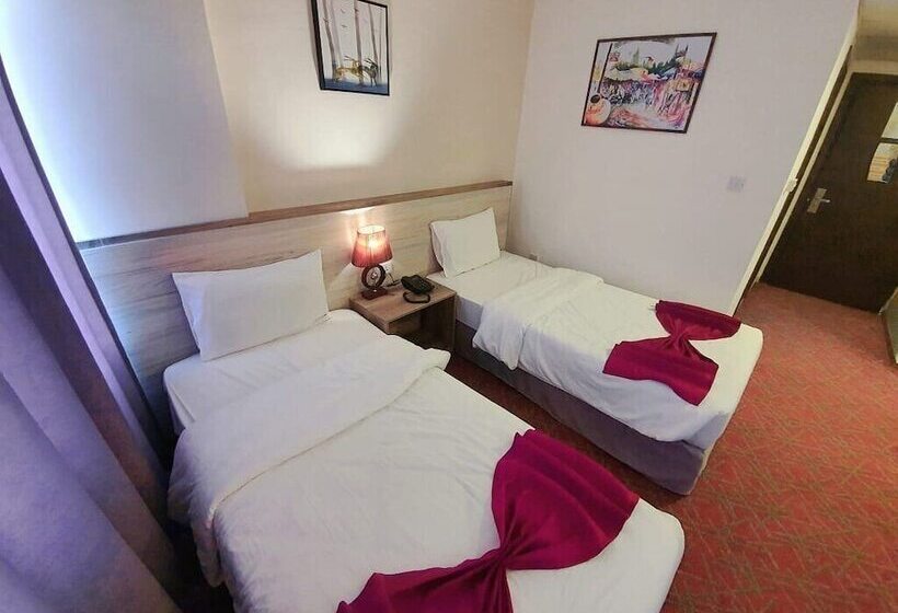 هتل The Signature