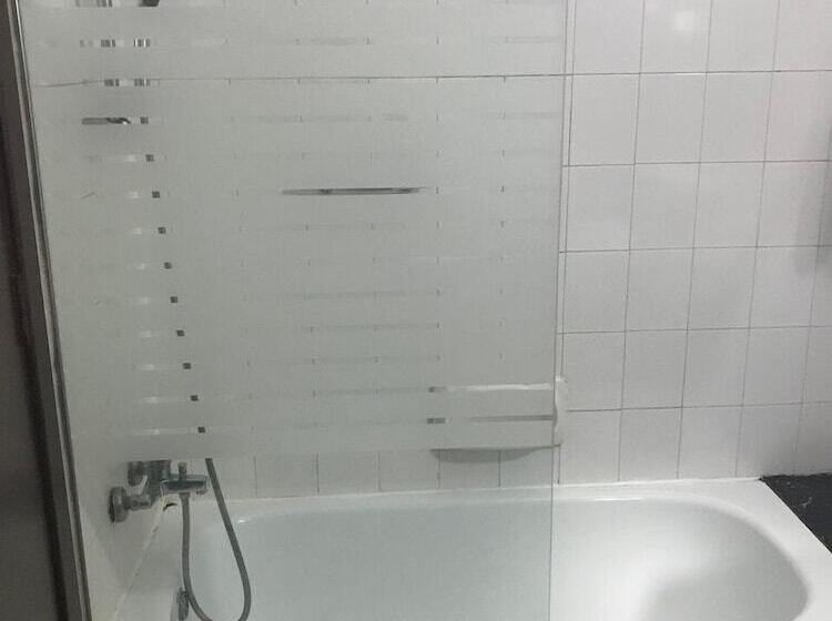 هتل The Signature