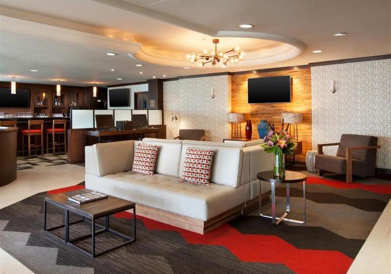 ホテル Four Points By Sheraton San Francisco Airport