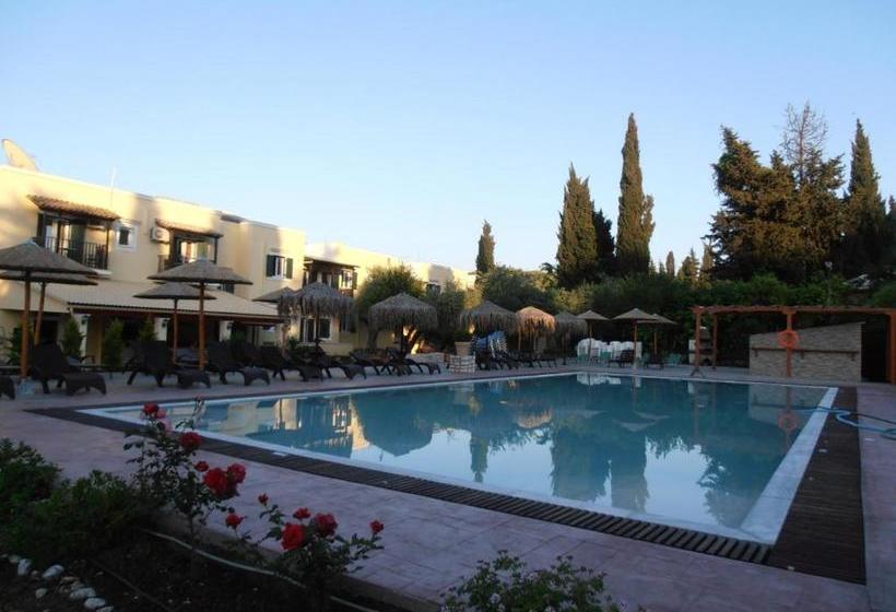 فندق Frosini Gardens