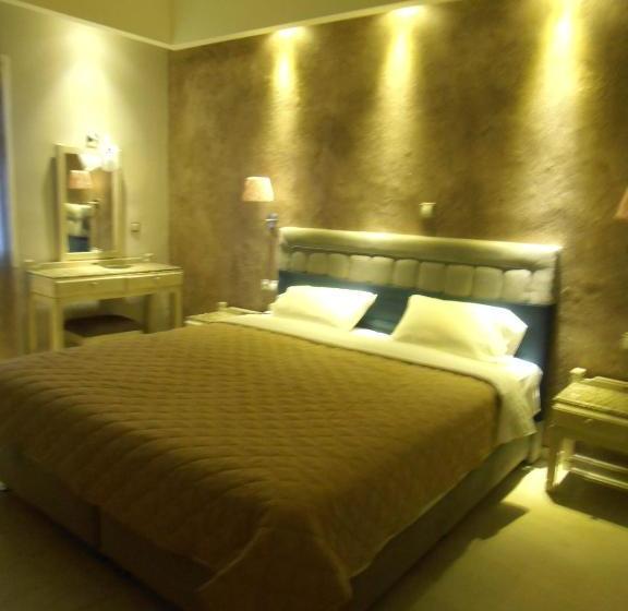 فندق Frosini Gardens