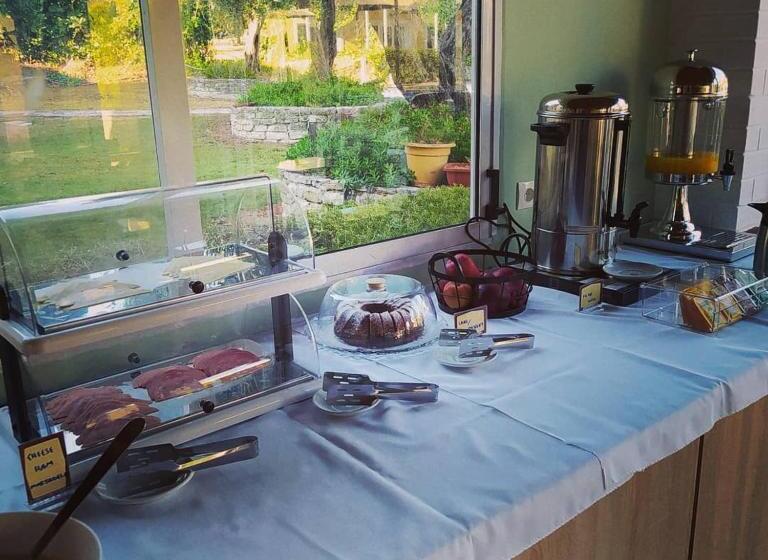 فندق Frosini Gardens