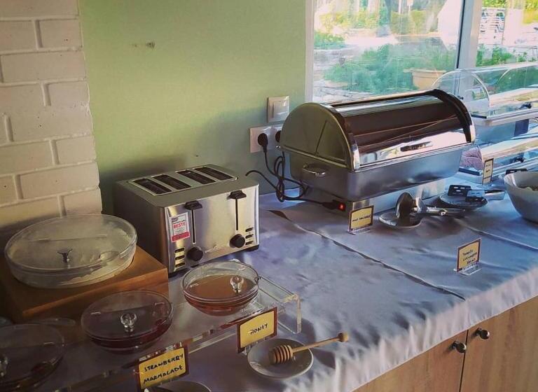 فندق Frosini Gardens