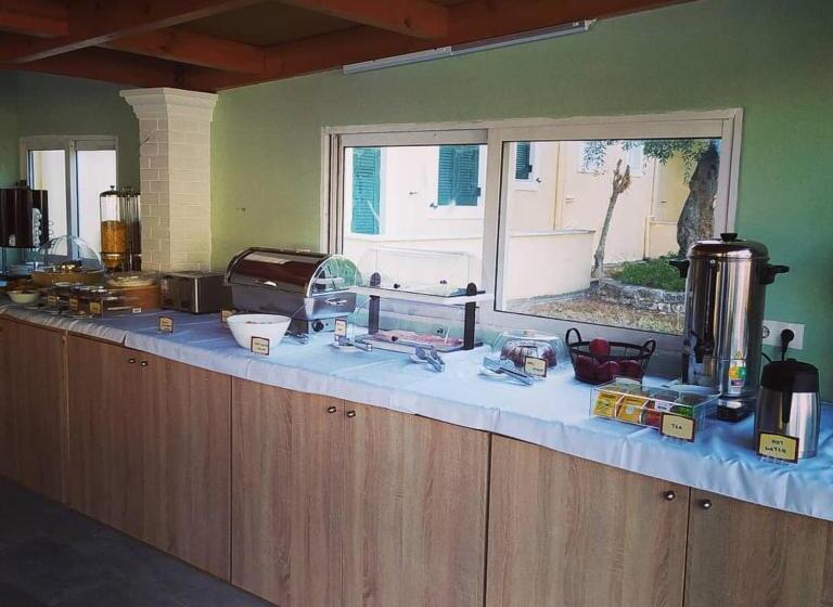 فندق Frosini Gardens