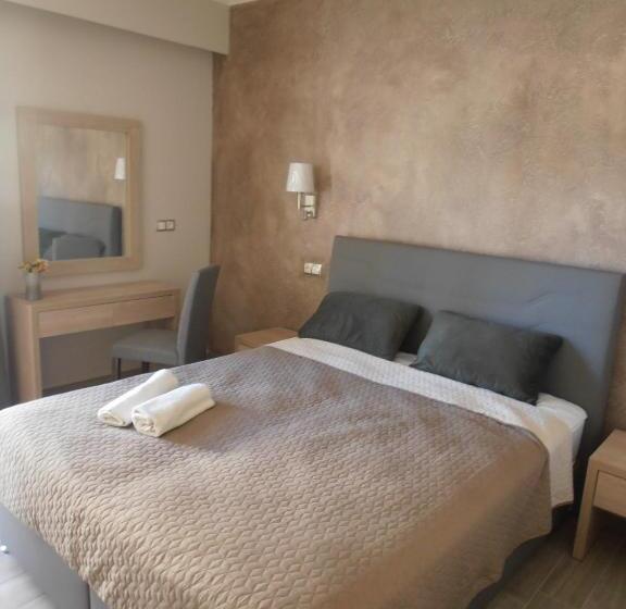 فندق Frosini Gardens