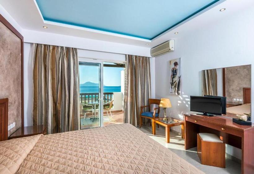 ホテル Gaia Royal