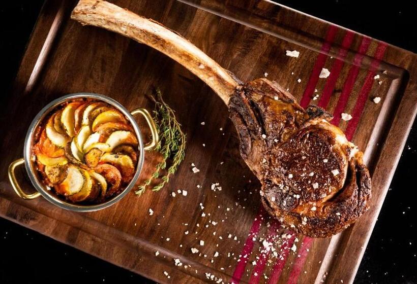 Отель Gaylord National Resort & Convention Center