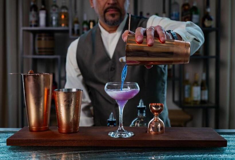 Отель Gaylord National Resort & Convention Center