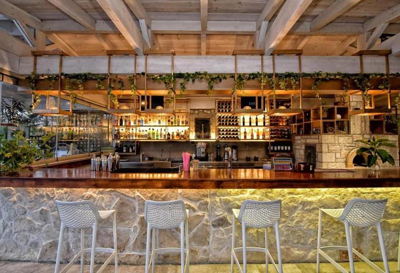 Georgia S Garden By Omilos Hotels