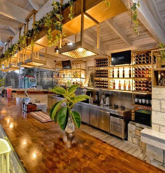 Georgia S Garden By Omilos Hotels