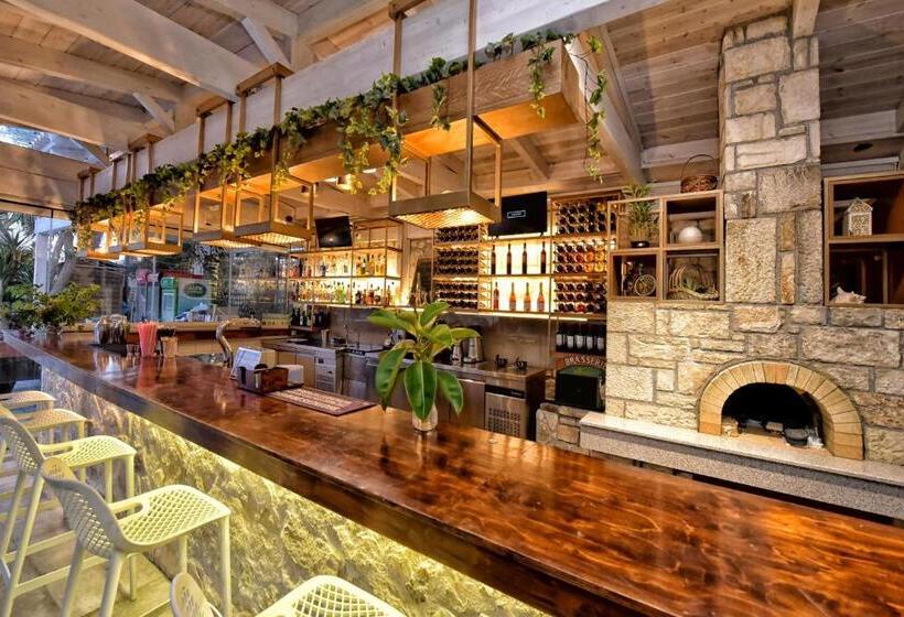 Georgia S Garden By Omilos Hotels