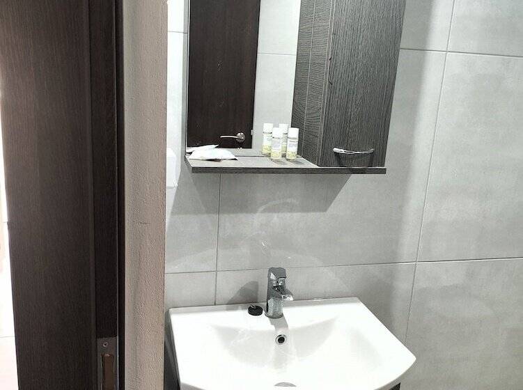 Georgia S Garden By Omilos Hotels