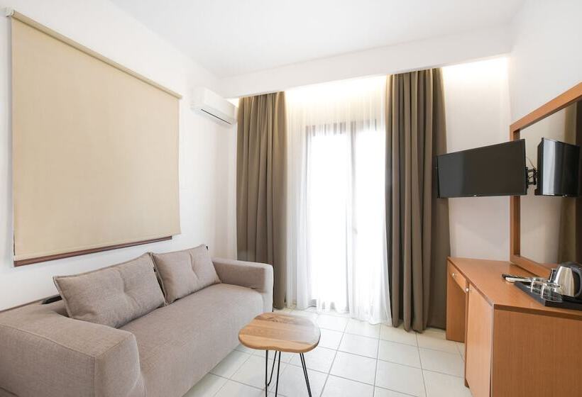 Georgia S Garden By Omilos Hotels