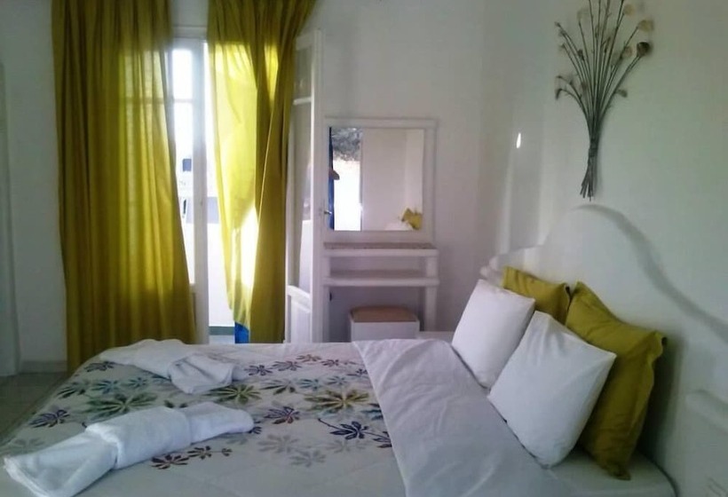 Отель Glaronisia