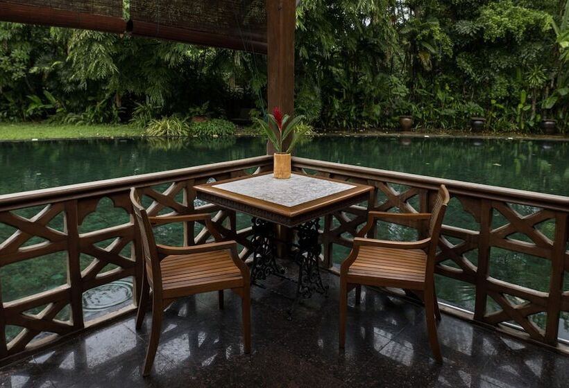 هتل Governor S Residence