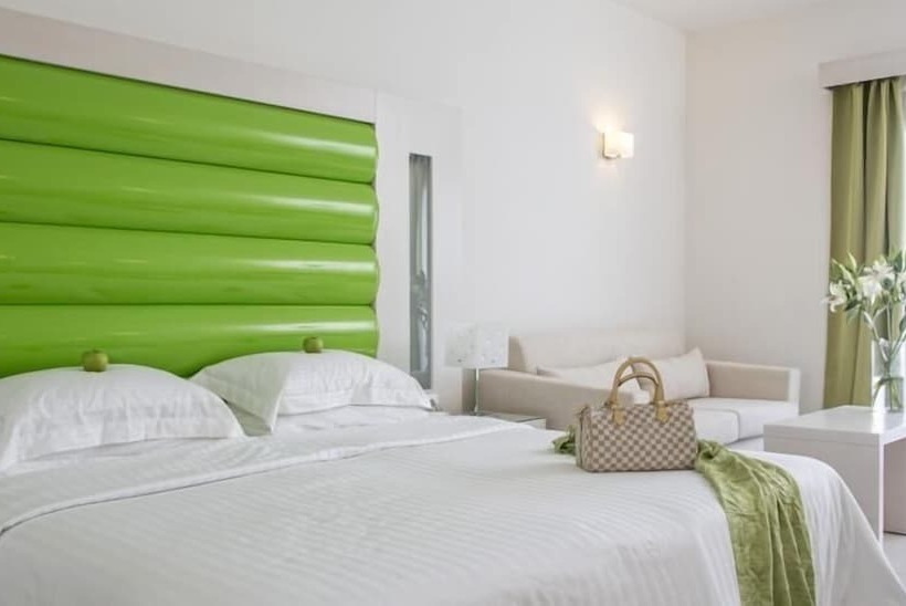 בית מלון כפרי Grand Beach Mykonos