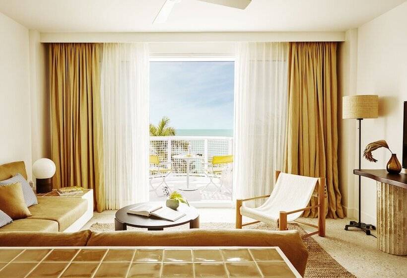 Отель Palm Heights