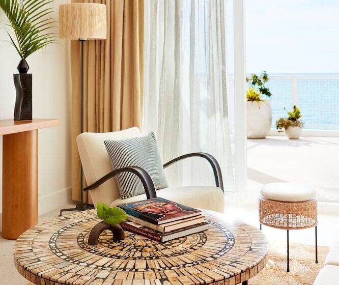 Отель Palm Heights