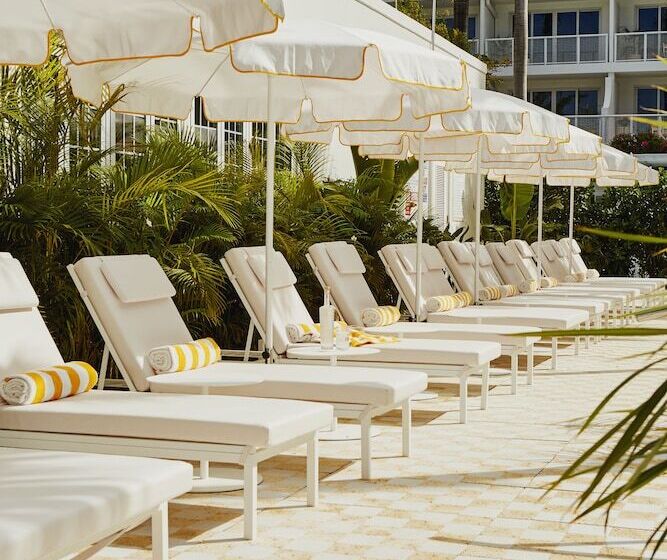 Отель Palm Heights