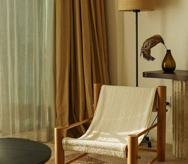 Отель Palm Heights